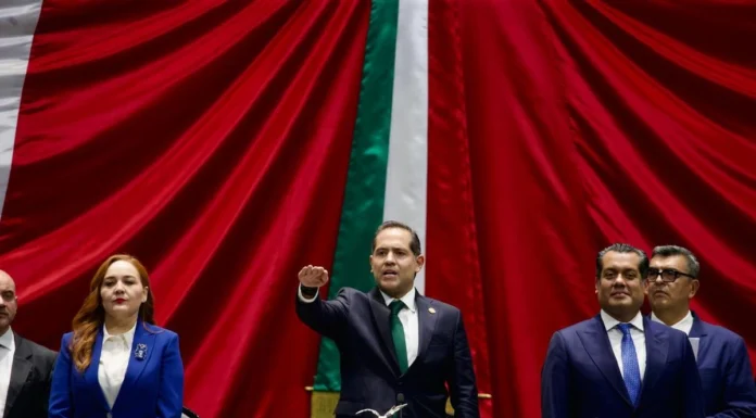Asume el verde Bolaños Cacho mesa directiva de Diputados con 432 votos