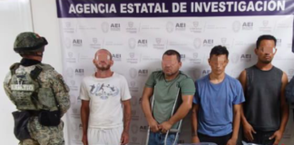 Detiene AEI y Ejército Mexicano a 4 masculinos con droga, armas, uniforme de la DSPM y explosivo