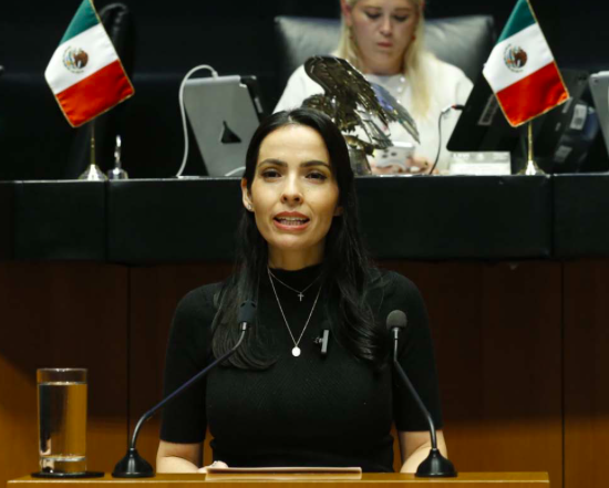 esquivel senadora