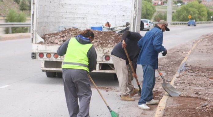 Continúa Municipio intenso operativo de limpieza en zonas afectadas por las lluvias