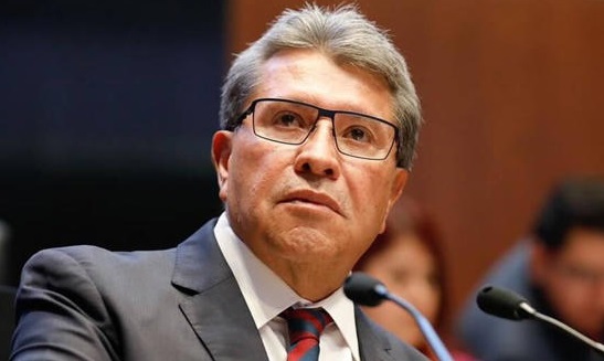 Iniciativa de doble nacionalidad no tiene una dedicatoria: diputado Ricardo Monreal