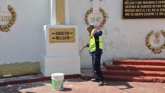 monumentos atiende