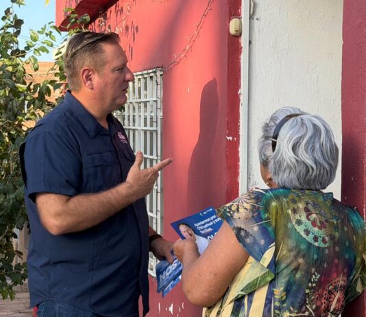 Olson mantiene gestiones permanentes para llevar apoyos al oriente de Chihuahua