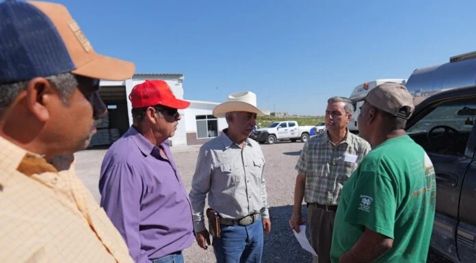 Arturo Zubía destaca entrega de 63 toneladas de concentrado lechero subsidiado en Altavista